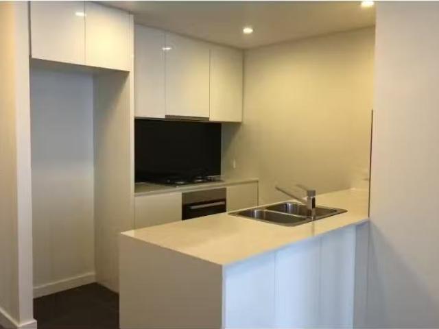 Apartment for rent in Lower North Shore, Sydney