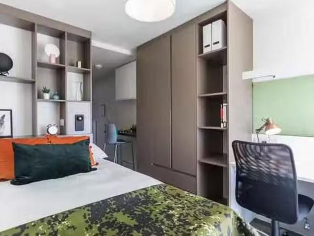 House for rent in New Malden, Greater London