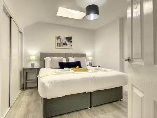 Apartment for rent in Bedford