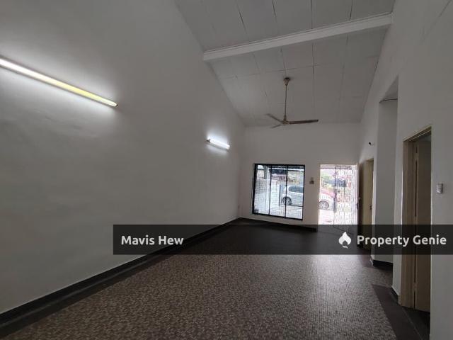 Bungalow for rent in Johore Bahru, Johor