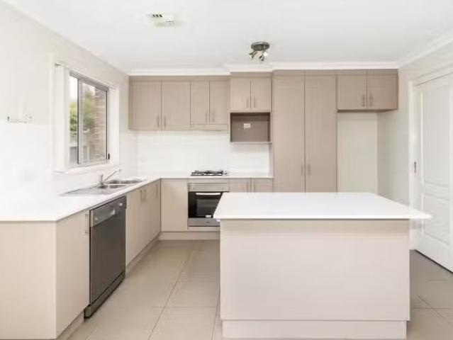 Condo for rent in Casey, Australian Capital Territory