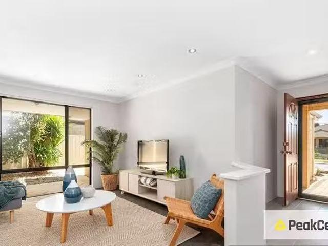 House for rent in Hammond Park, Western Australia