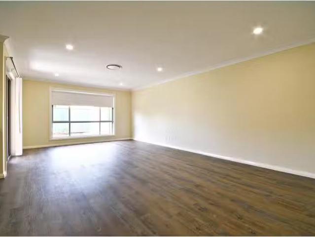 Condo for rent in Brocklehurst, New South Wales