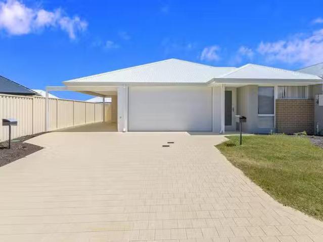 House for rent in Parklands, Western Australia