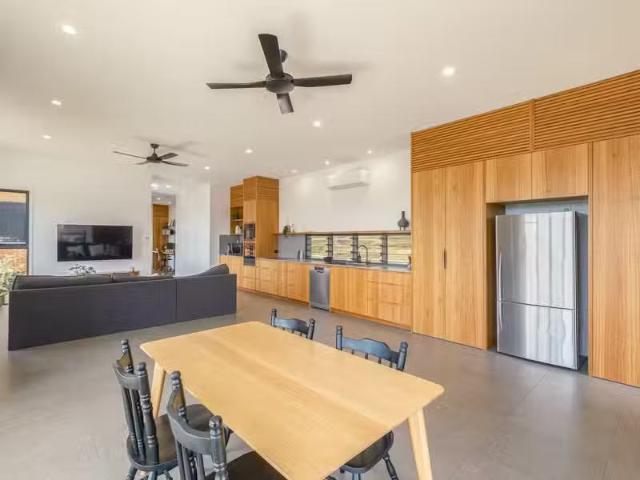 House for rent in Chatsworth, Queensland