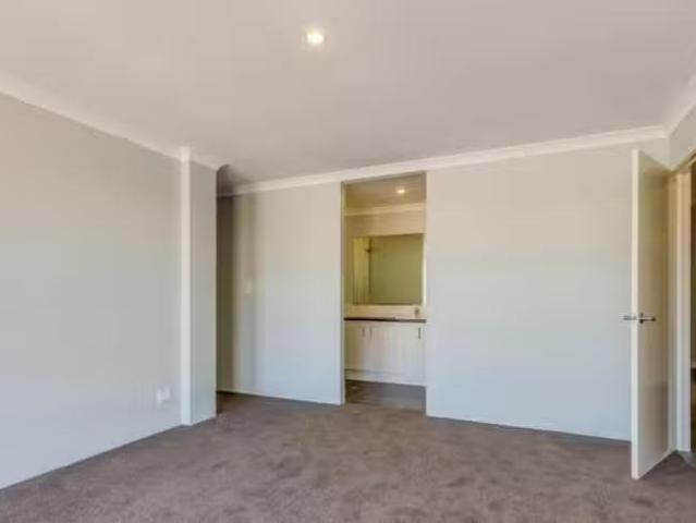 House for rent in Piara Waters, Western Australia