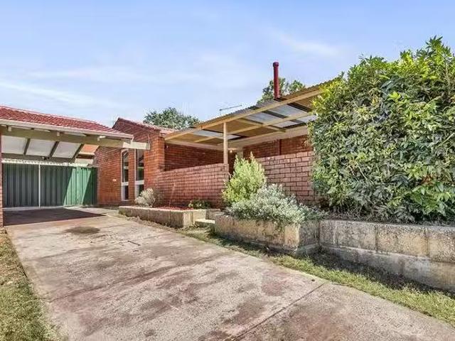 House for rent in Mount Nasura, Western Australia