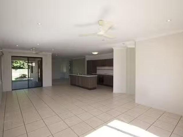 House for rent in Bushland Beach, Queensland