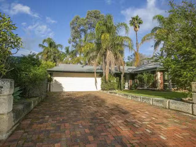 House for rent in Forrestfield, Western Australia