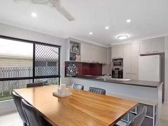 House for rent in Bucasia, Queensland