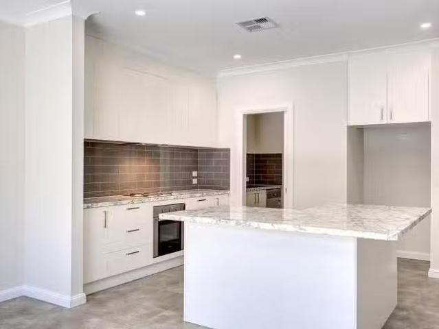 House for rent in Mount Barker, South Australia