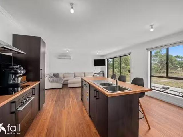 House for rent in Dunalley, Tasmania
