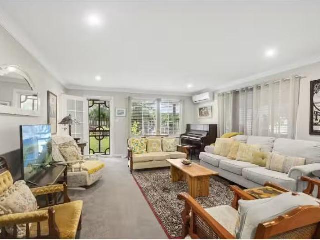 House for rent in Manchester Square, New South Wales