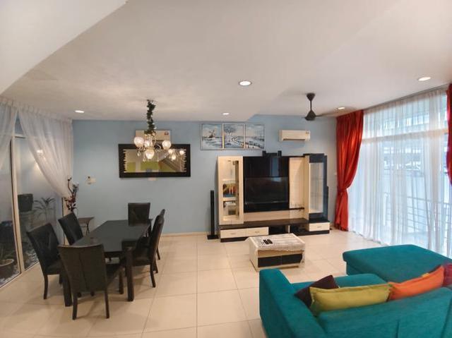 Terraced House for rent in Malaka