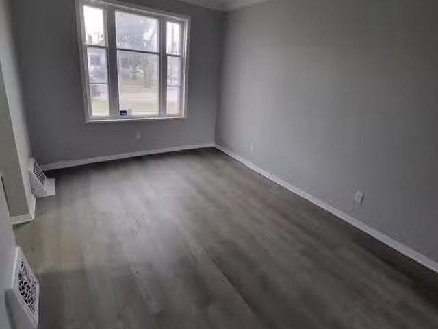 House for rent in East St. Paul, Manitoba