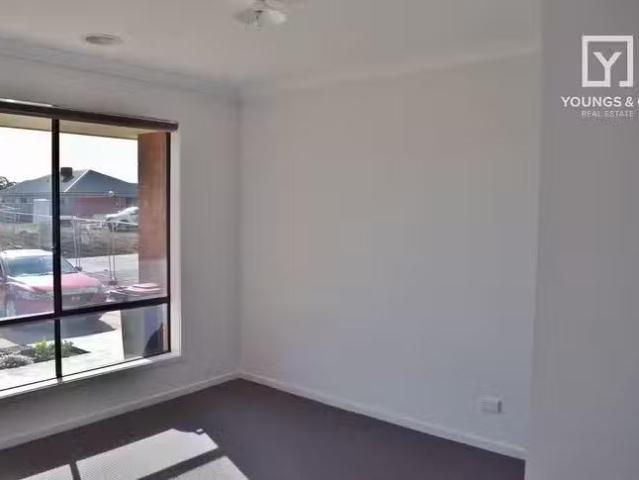 House for rent in Mooroopna, Victoria