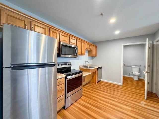 Room for rent in Sanford, Maine