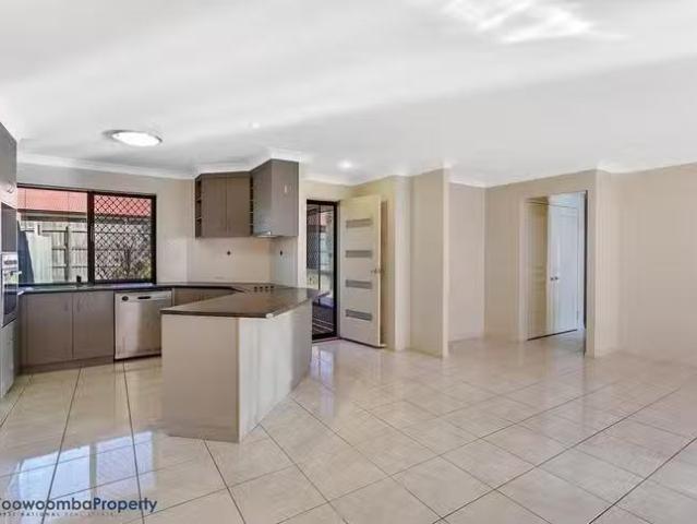 House for rent in Corindhap, Victoria