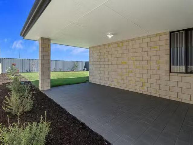 House for rent in Hammond Park, Western Australia