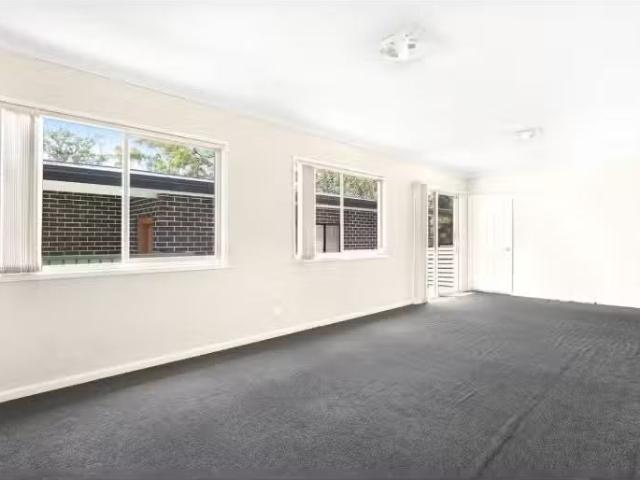 House for rent in Oxley Park, New South Wales