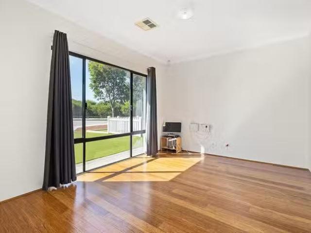 House for rent in Piara Waters, Western Australia