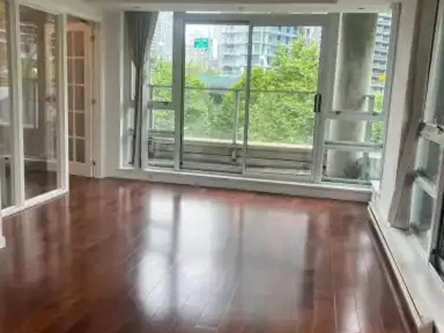 Apartment for rent in Vancouver, British Columbia