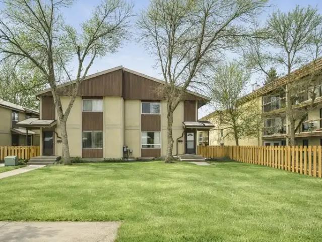 Townhouse for rent in Saskatoon, Saskatchewan