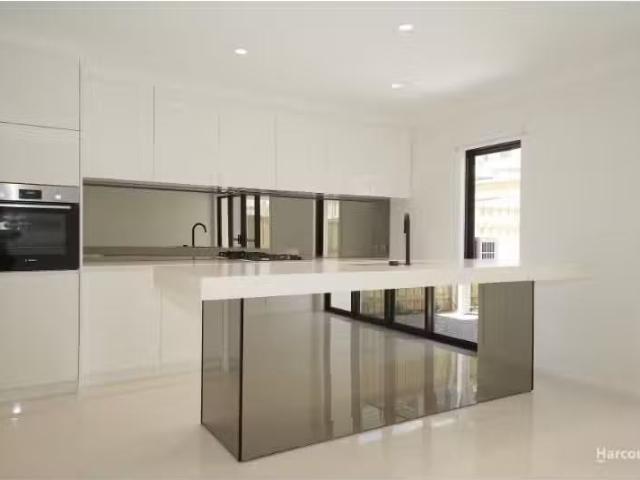 Condo for rent in Sydney, New South Wales