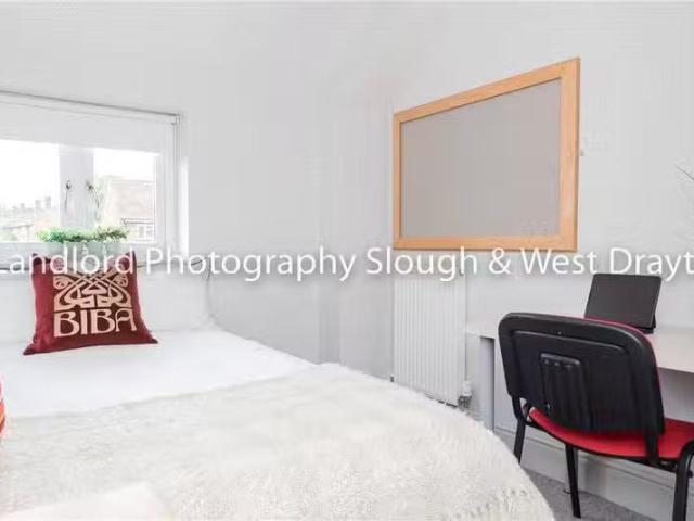 House for rent in Westborough, Surrey