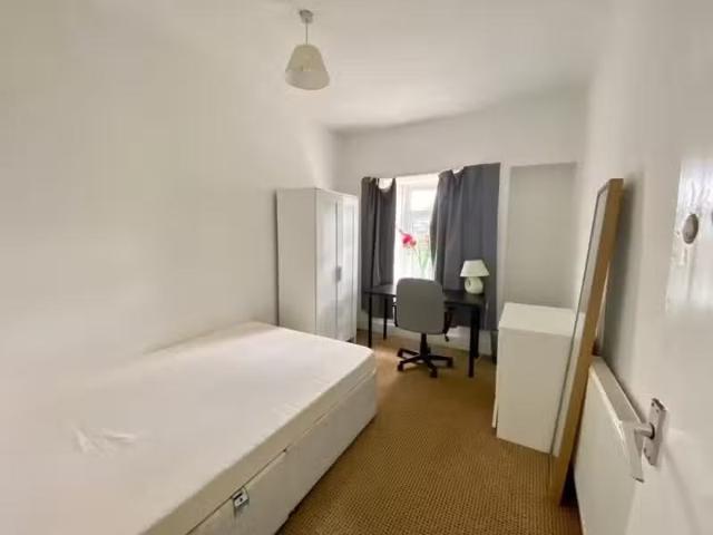House for rent in Pontypridd, Wales