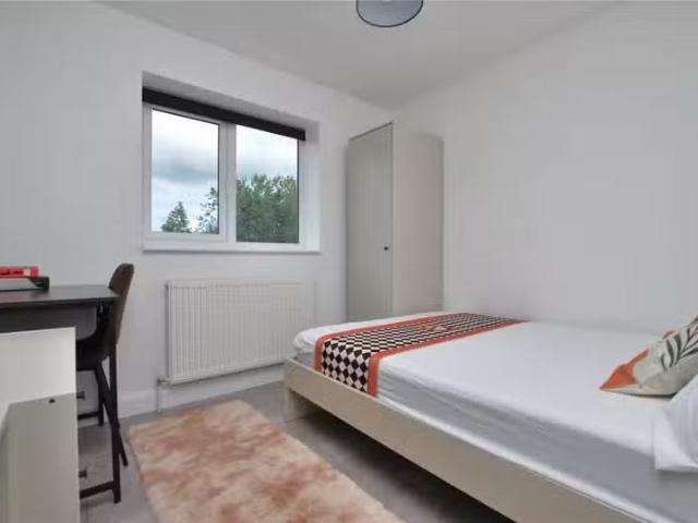House for rent in Westborough, Surrey