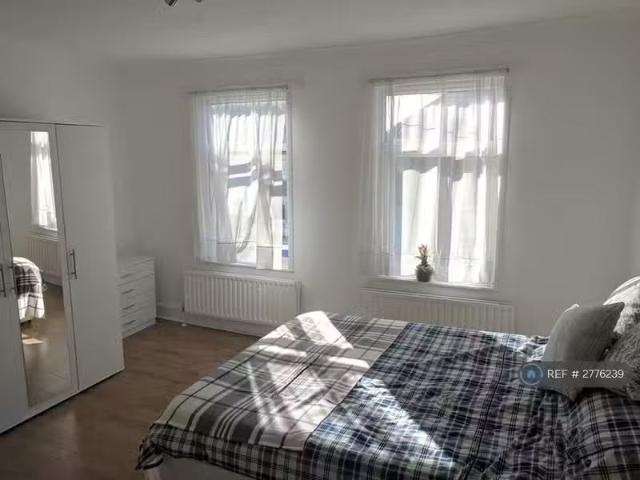 House for rent in Belvedere, Greater London