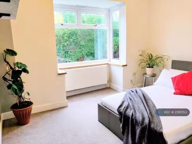 House for rent in Saughall, Cheshire
