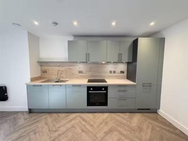 Apartment for rent in South Lane, West Yorkshire