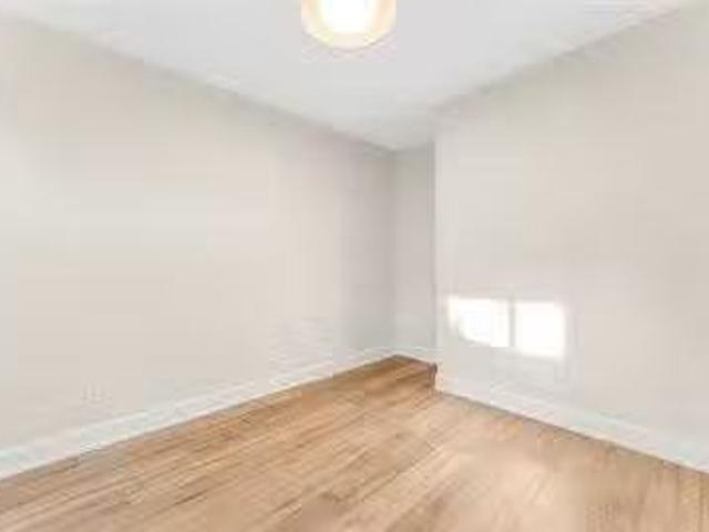 Condo for rent in Vanier, Ontario