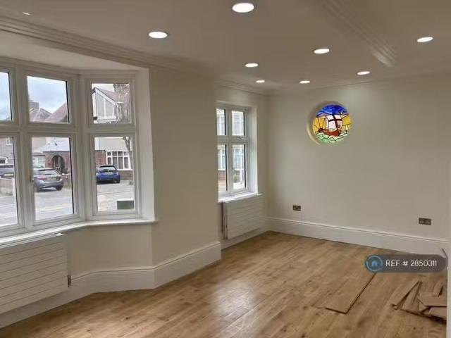 House for rent in Woodford Bridge, Greater London