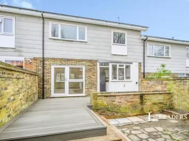 House for rent in Weybridge, Elmbridge