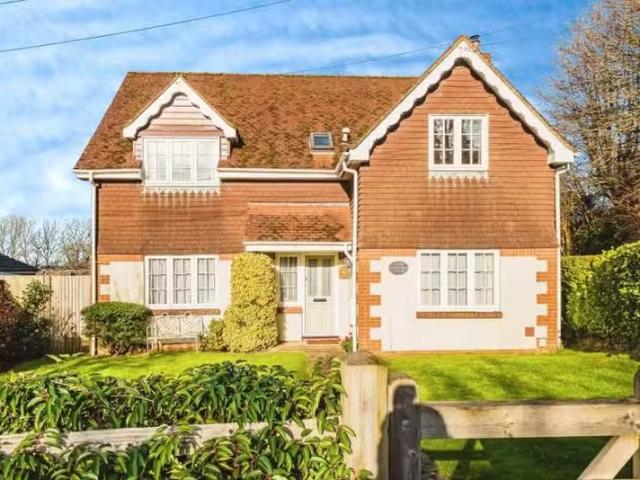 House for rent in Houghton, Clapham