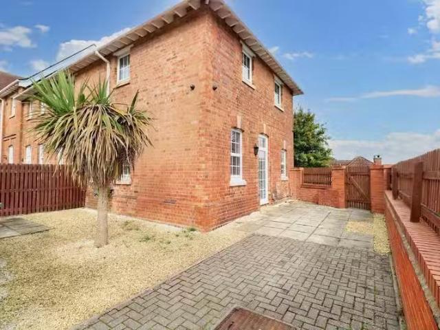 House for rent in Park Hill, Green Close