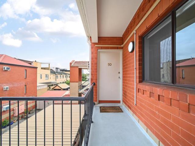 Apartment for sale in Adelaide, Adelaide City Council