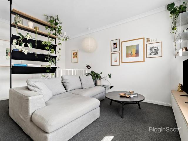 Apartment for sale in Alphington, Melbourne