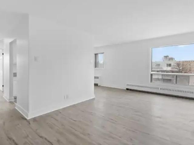 Apartment for rent in St. Leonard's, Quebec