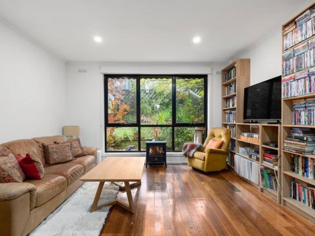 Apartment for sale in Ashwood, Melbourne