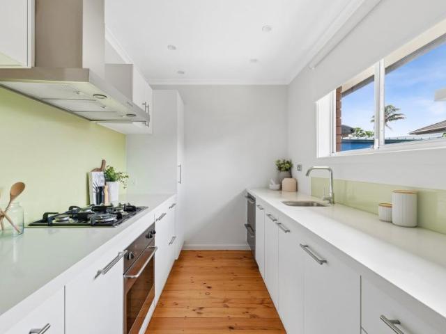 Apartment for sale in Bentleigh East, Melbourne