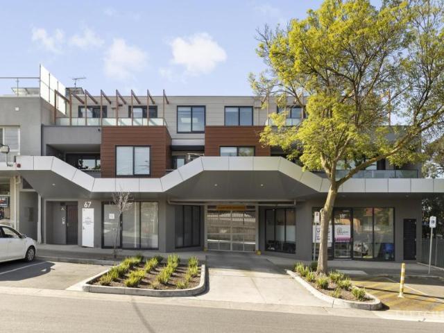 Apartment for sale in Blackburn North, Melbourne