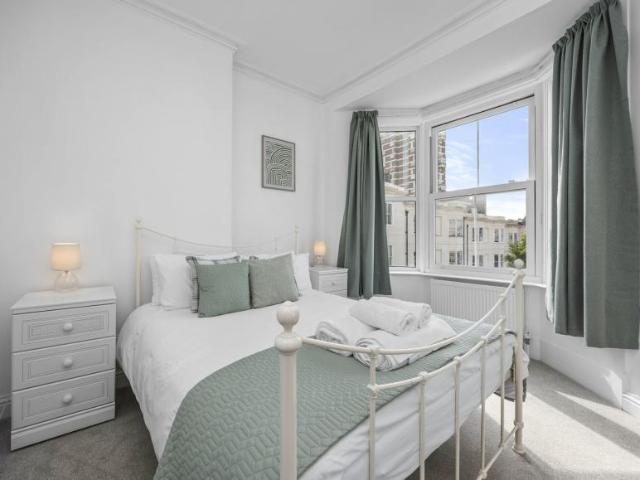 Apartment for rent in Brunswick, Brighton & Hove