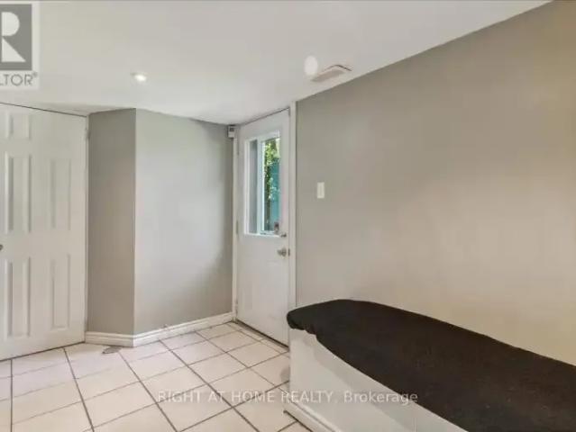 Apartment for rent in Burlington, Ontario