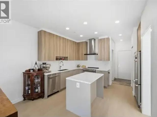 Apartment for rent in Edmonds, Burnaby