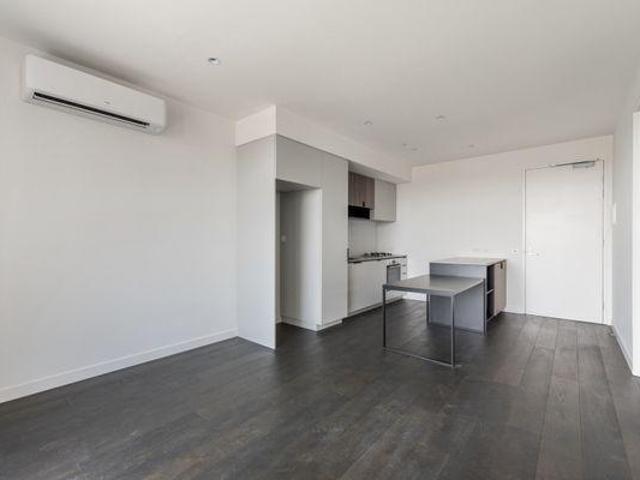 Apartment for rent in Burwood East, Melbourne