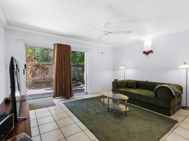 Apartment for sale in Cairns North, Cairns Regional